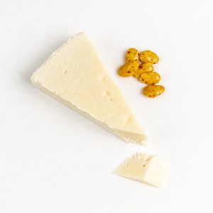 Ilgai brandintas avių pieno sūris iš Sardinijos Pecorino Romano 200g