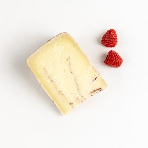 Buivolių pieno, desertiniame vyne brandintas sūris Pirano 200g