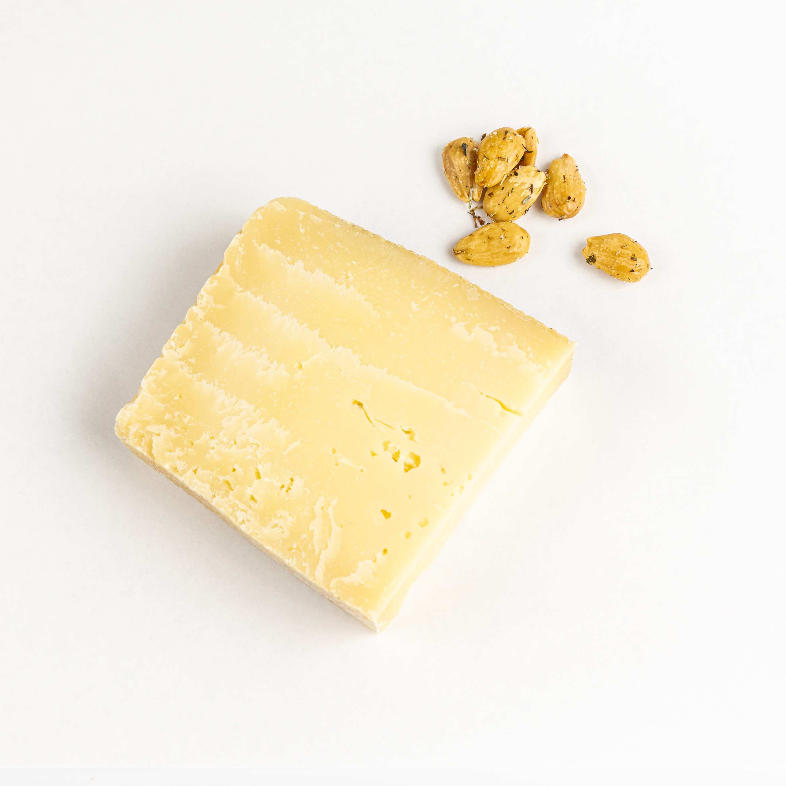Kietasis karvių pieno sūris Monte Veronese DOP Vecchio 300g
