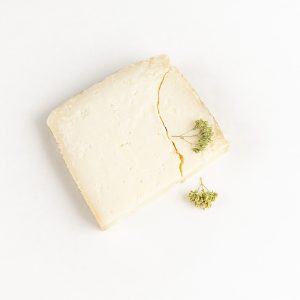 Kietasis kalnų ožkų pieno sūris Caprone 300g